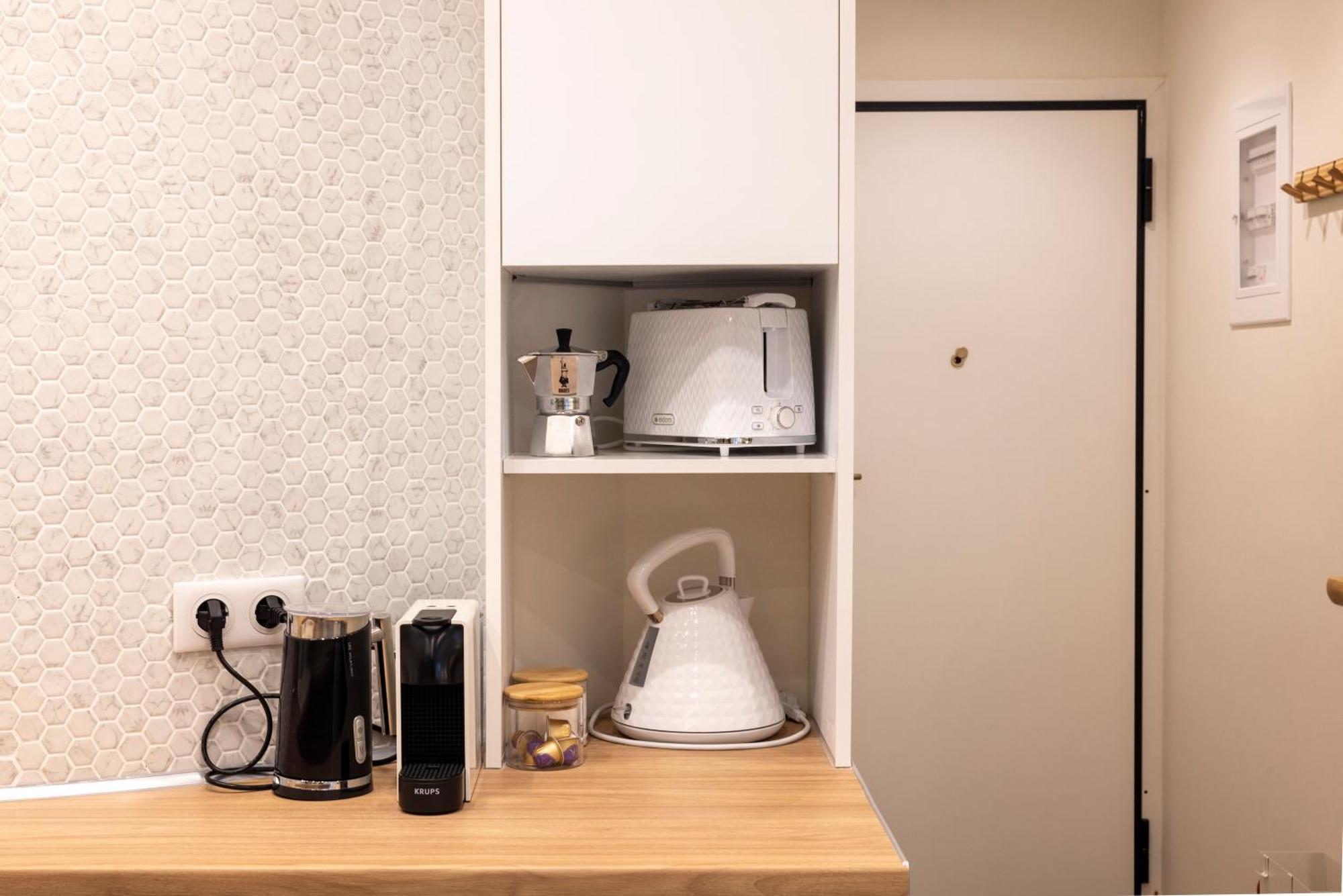Studio Flat 21 At Evangelismos Metro Stn Ateny Zewnętrze zdjęcie